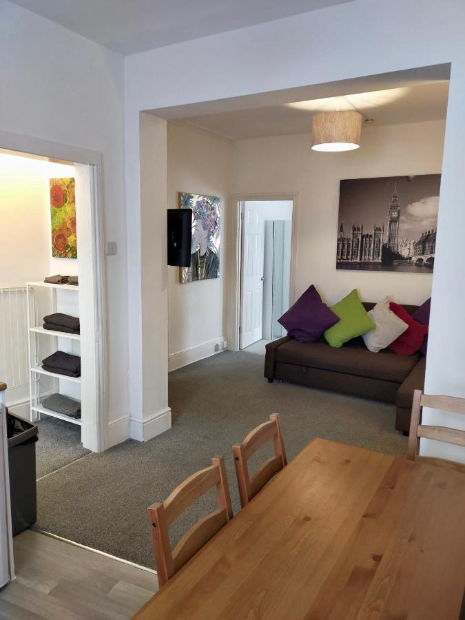 Entire Floor 2 Bedrooms On Westcliff Bournemouth Esterno foto
